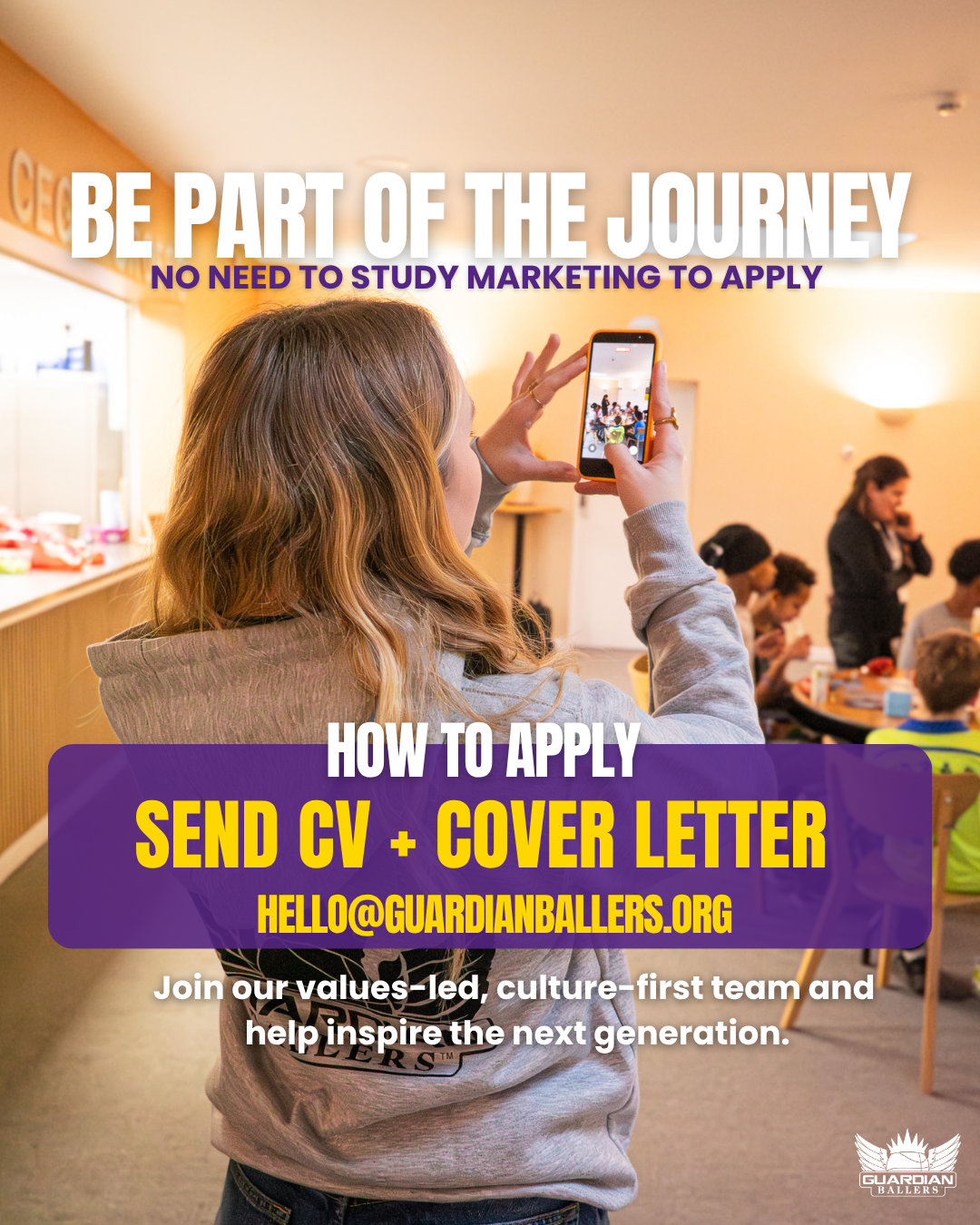 Marketing &comms (3)